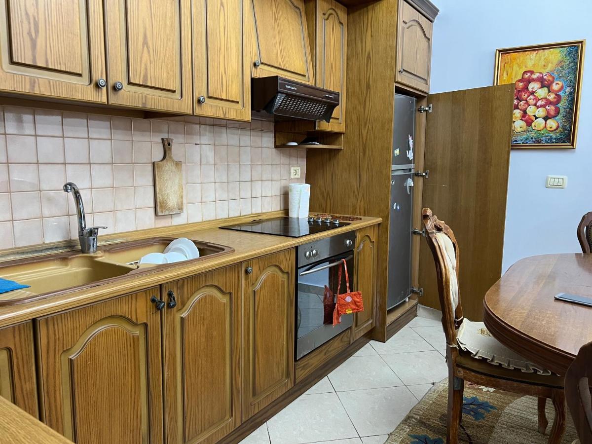 Entire Apartment Castle View Μπεράτ Εξωτερικό φωτογραφία