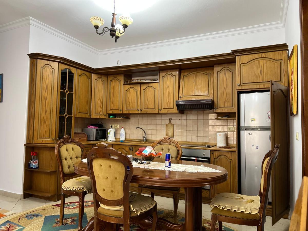 Entire Apartment Castle View Μπεράτ Εξωτερικό φωτογραφία
