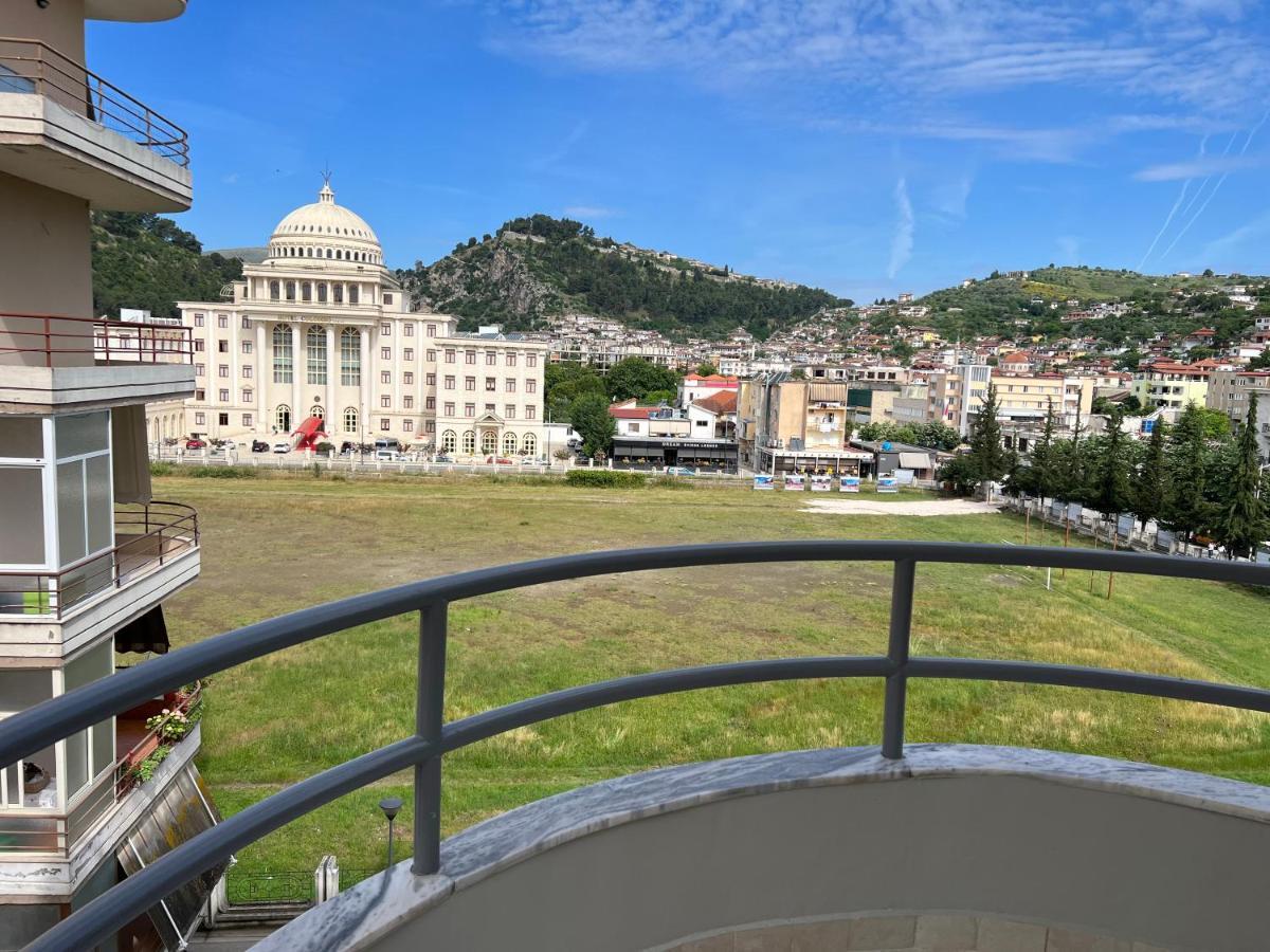 Entire Apartment Castle View Μπεράτ Εξωτερικό φωτογραφία